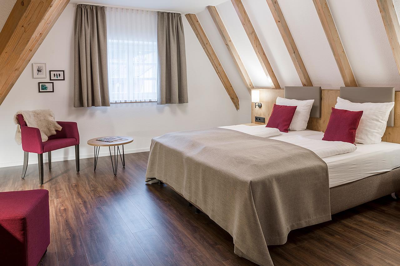 Hotel & Restaurant Lamm มอสบาค ภายนอก รูปภาพ