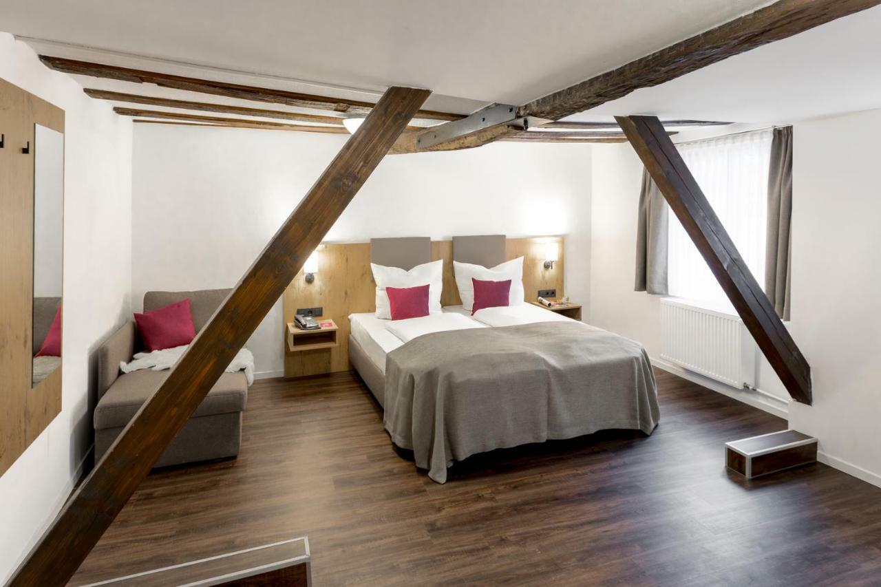 Hotel & Restaurant Lamm มอสบาค ภายนอก รูปภาพ